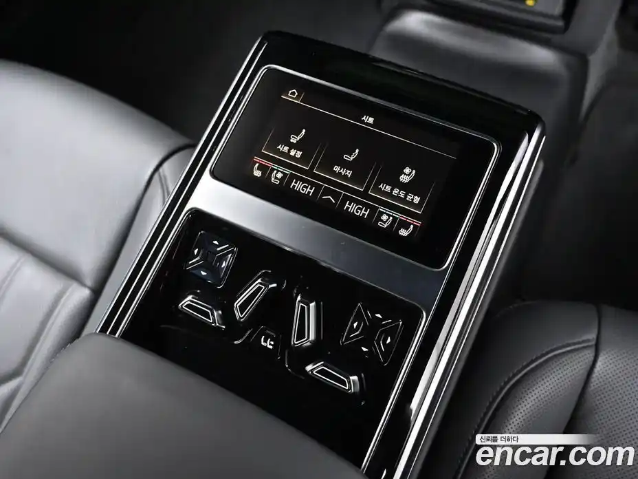 Audi A8 2022 3.0 гидро в Москве № 163994, фото 16
