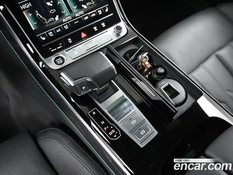 Audi A8 2022 3.0 гидро в Москве № 163994, фото 9