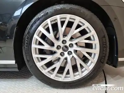 Audi A8 2021 3.0 гидро в Москве № 164073, миниатюра 5