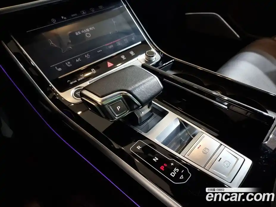 Audi A8 2021 3.0 гидро в Москве № 164073, фото 9