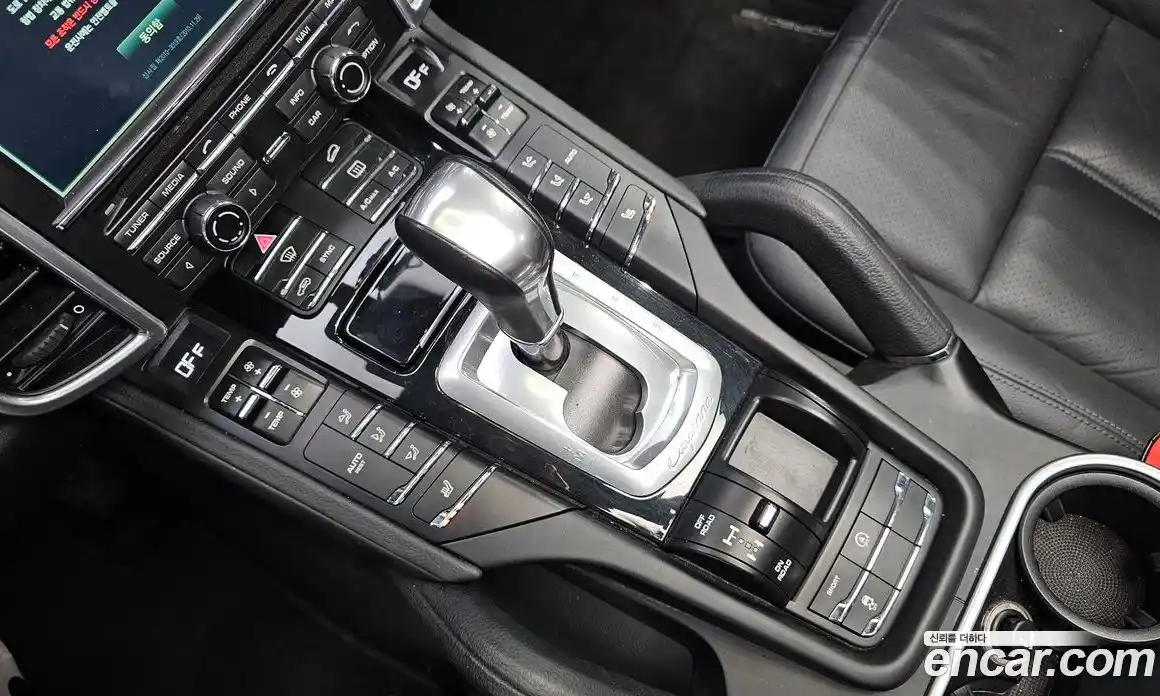 Porsche Cayenne 2015 3.6 гидро в Москве № 165410, фото 9