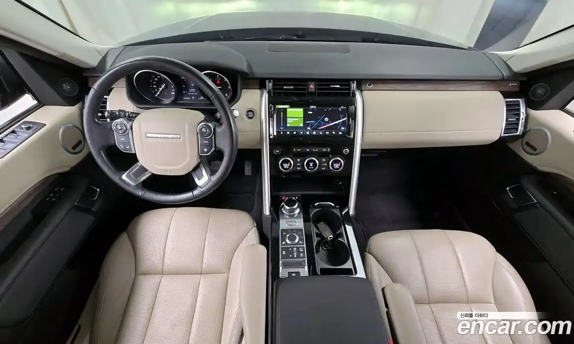 Land Rover Discovery 2017 2.0 гидро в Москве № 166527, фото 7