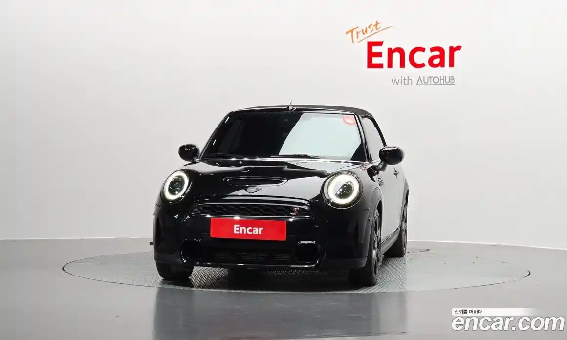 Mini Cooper Convertible 2023 2.0 гидро в Москве № 167094, фото 3