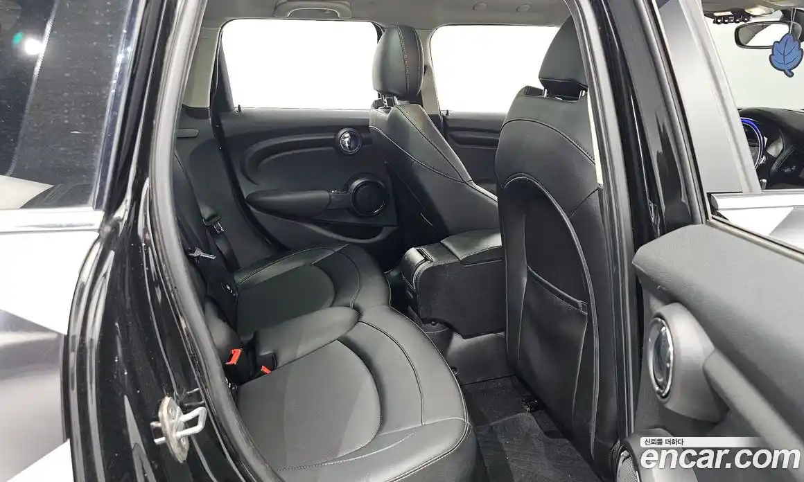 Mini Cooper 2016 1.5 гидро в Москве № 167140, фото 12