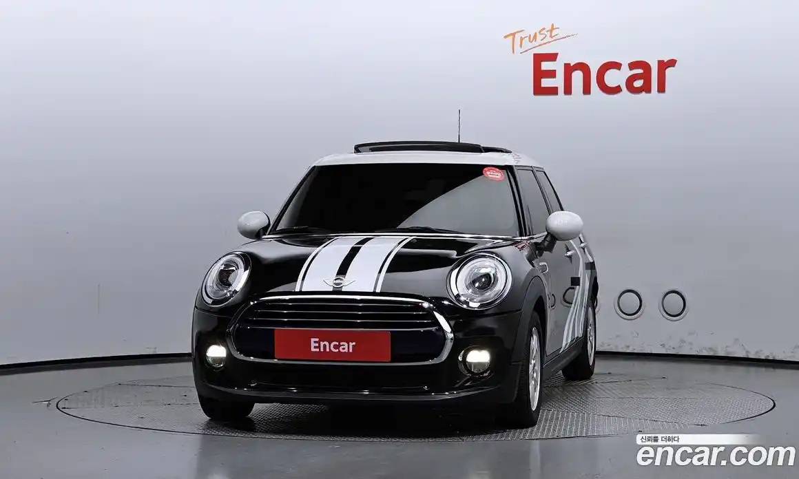 Mini Cooper 2016 1.5 гидро в Москве № 167140, фото 3