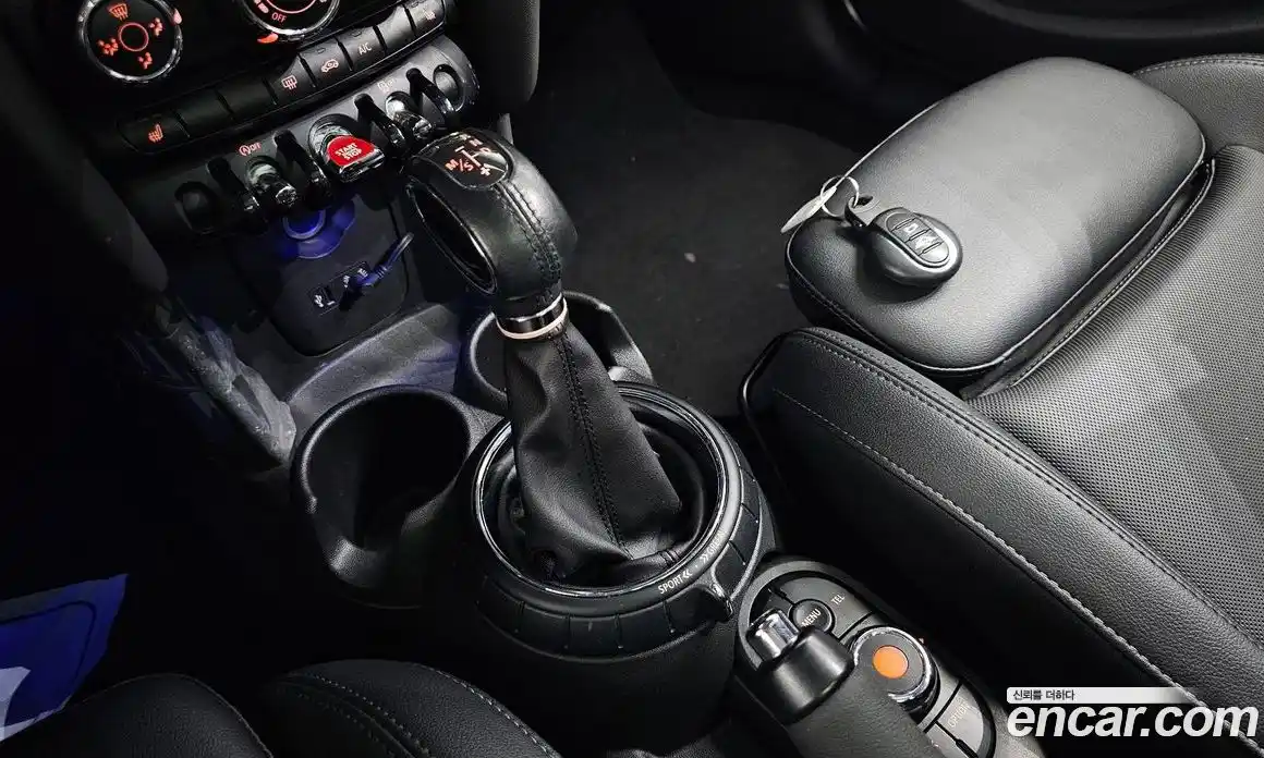 Mini Cooper 2016 1.5 гидро в Москве № 167140, фото 9