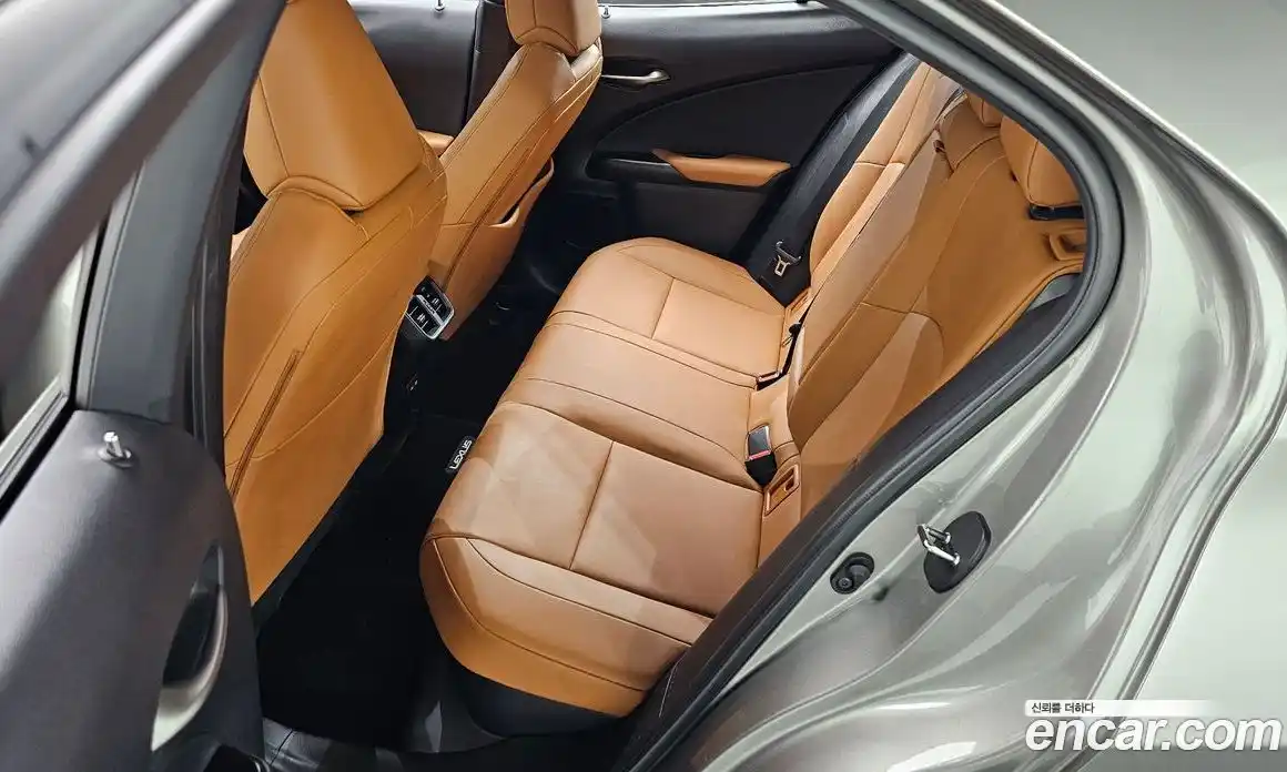 Lexus UX 2021 2.0 гидро в Москве № 168168, фото 13