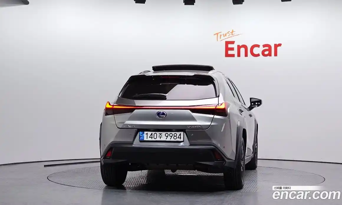 Lexus UX 2021 2.0 гидро в Москве № 168168, фото 4