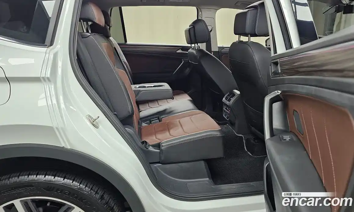Volkswagen Tiguan 2023 2.0 гидро в Москве № 168395, фото 12