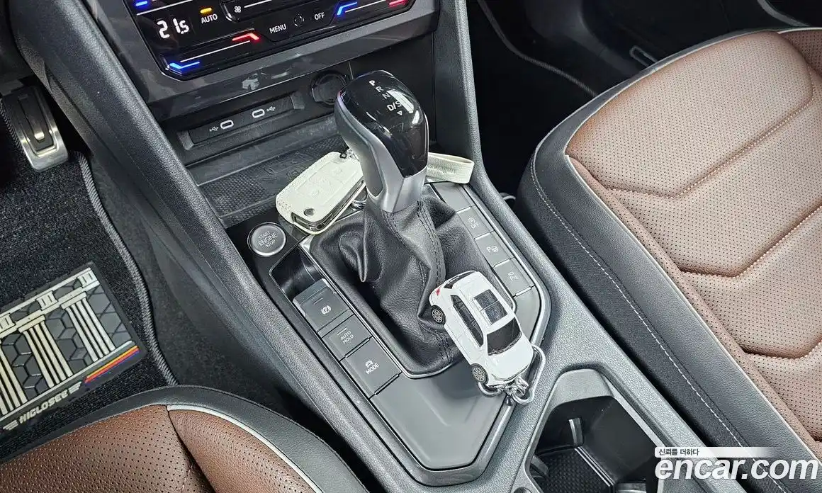 Volkswagen Tiguan 2023 2.0 гидро в Москве № 168395, фото 9
