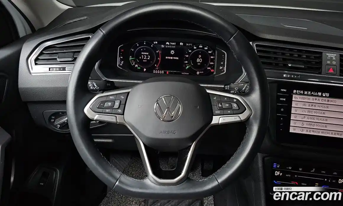 Volkswagen Tiguan 2023 2.0 гидро в Москве № 168656, фото 13