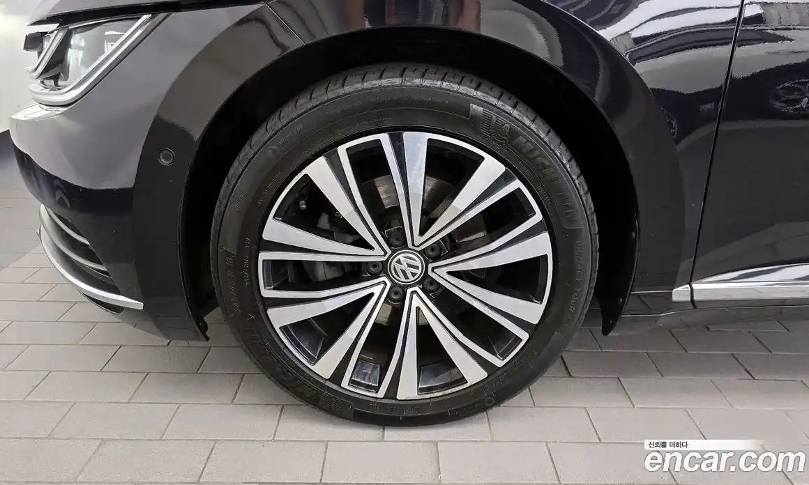Volkswagen Arteon 2019 2.0 гидро в Москве № 169034, фото 5
