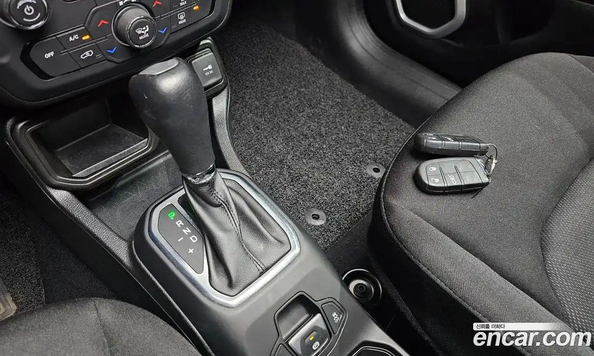 Jeep Renegade 2021 2.4 гидро в Москве № 169447, фото 9