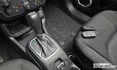 Jeep Renegade 2021 2.4 гидро в Москве № 169447, миниатюра 9