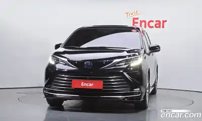Toyota Sienna 2022 2.5 гидро в Москве № 170318, миниатюра 3