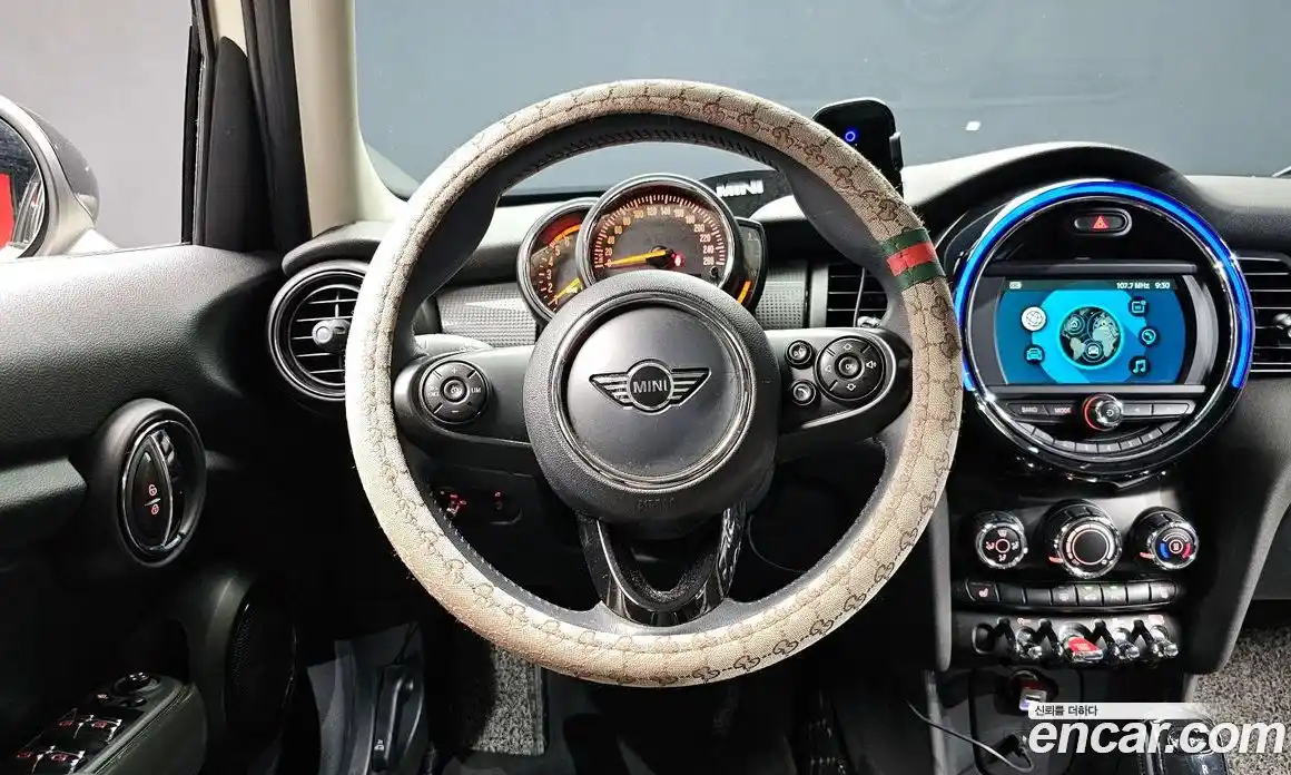 Mini Cooper 2019 1.5 гидро в Москве № 179528, фото 13
