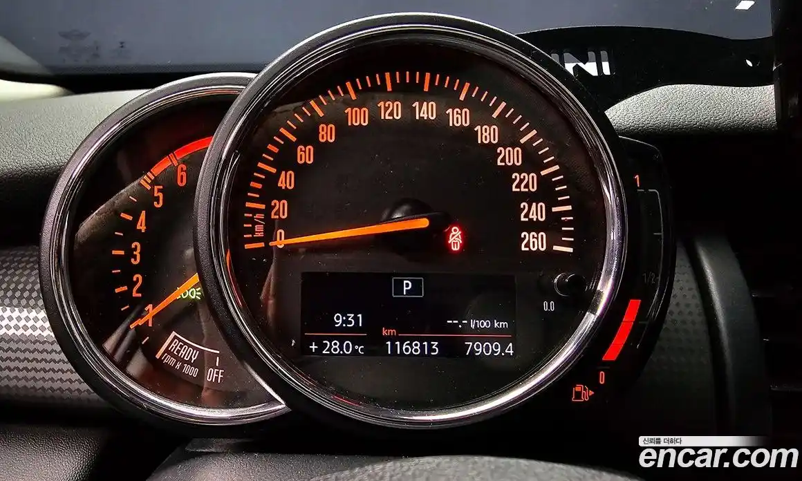 Mini Cooper 2019 1.5 гидро в Москве № 179528, фото 8