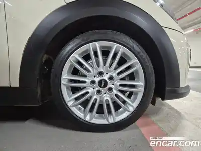 Mini Cooper 2021 1.5 гидро в Москве № 180201, миниатюра 5