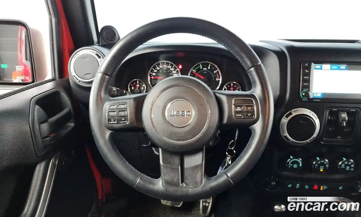 Jeep Wrangler 2012 2.8 гидро в Москве № 182024, фото 13