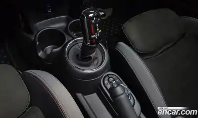 Mini Cooper 2020 2.0 гидро в Москве № 182896, миниатюра 9