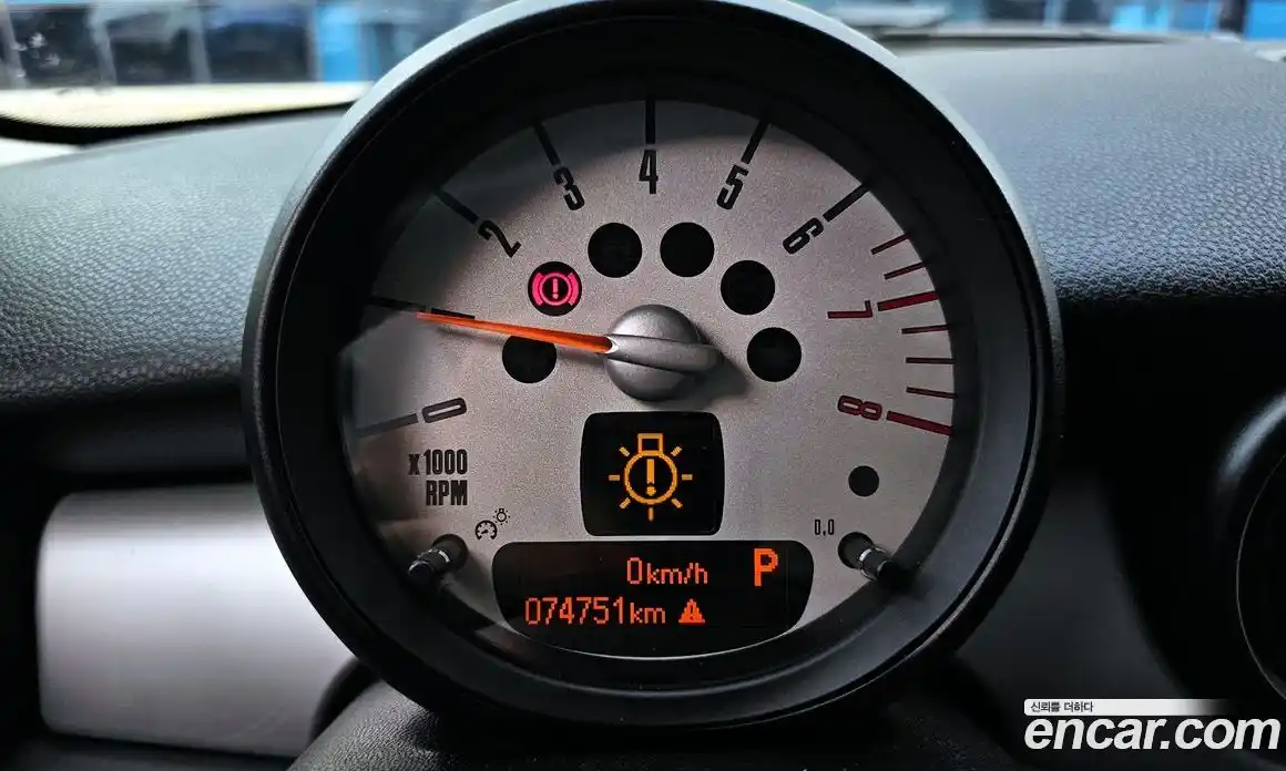 Mini Cooper 2012 1.6 гидро в Москве № 189024, фото 8