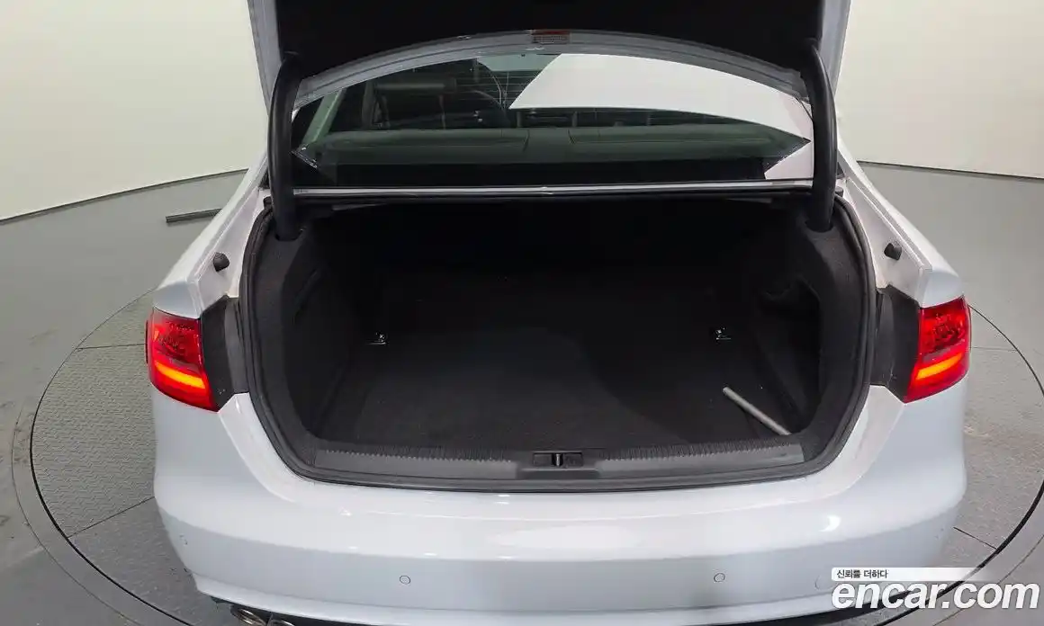 Audi A4 2015 2.0 гидро в Москве № 191514, фото 20