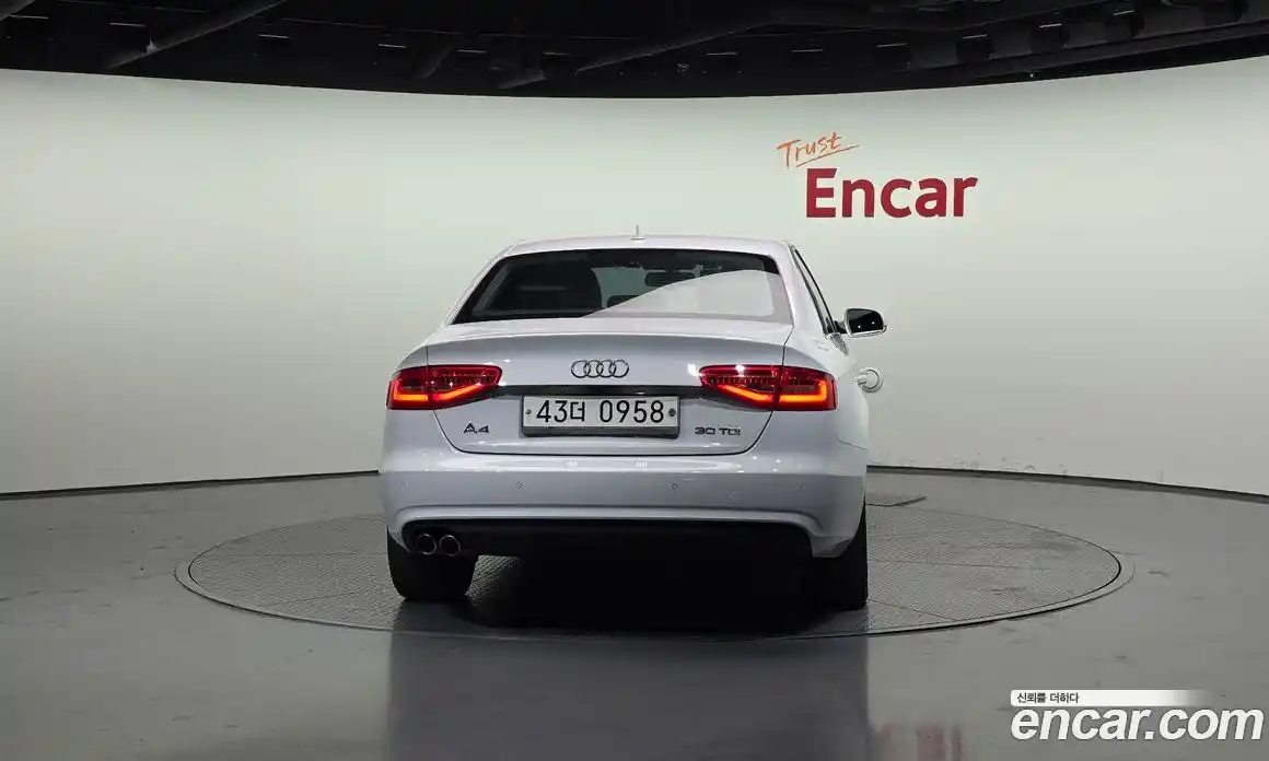 Audi A4 2015 2.0 гидро в Москве № 191514, фото 4