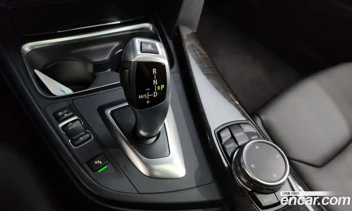 BMW 3-Series 2015 2.0 гидро в Москве № 192165, фото 9