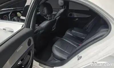 Mercedes-Benz E-Class 2018 2.0 гидро в Москве № 195074, миниатюра 11