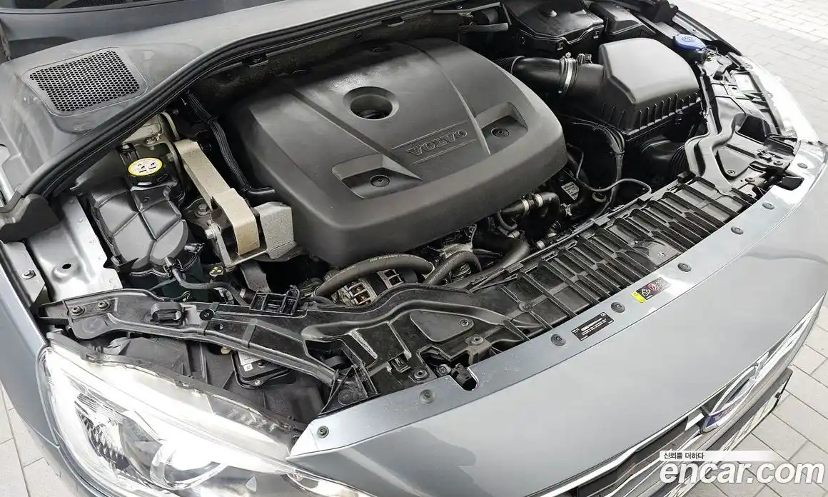 Volvo S60 2017 2.0 гидро в Москве № 196957, фото 6