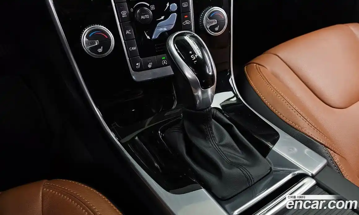 Volvo S60 2017 2.0 гидро в Москве № 196957, фото 9