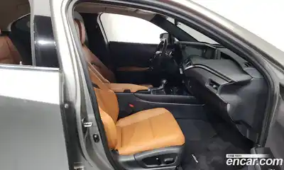 Lexus UX 2021 2.0 гидро в Москве № 198905, миниатюра 11