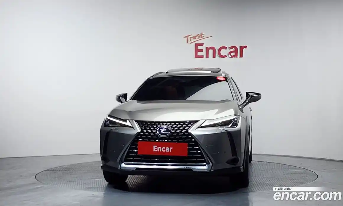 Lexus UX 2021 2.0 гидро в Москве № 198905, фото 3