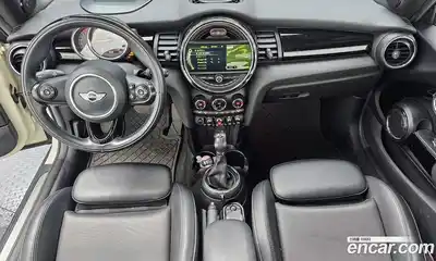Mini Cooper Convertible 2017 1.5 гидро в Москве № 211264, миниатюра 7