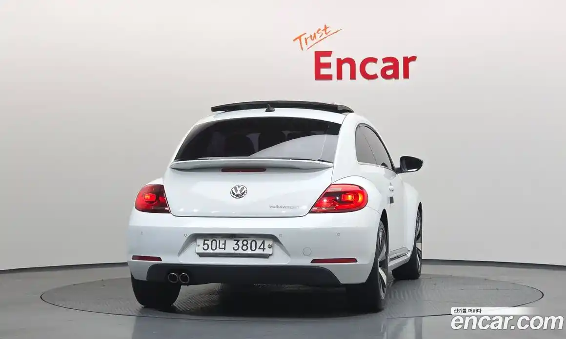 Volkswagen Beatle 2014 2.0 гидро в Москве № 211758, фото 4