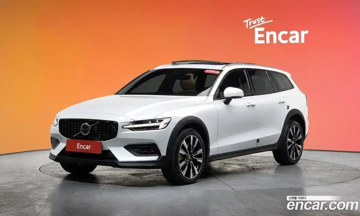 Volvo V60 2022 2.0 гидро в Москве № 212887, фото 20