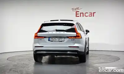 Volvo V60 2022 2.0 гидро в Москве № 212887, миниатюра 3