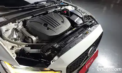 Volvo V60 2022 2.0 гидро в Москве № 212887, миниатюра 5