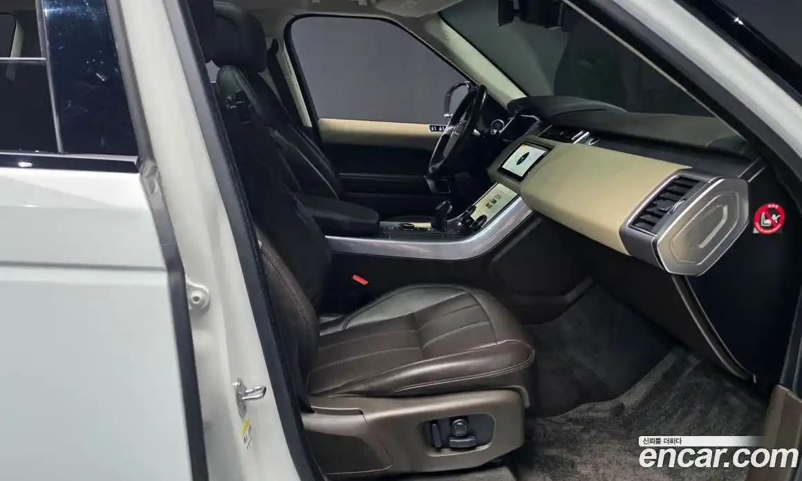 Land Rover Range-Rover Sport 2018 3.0 гидро в Москве № 213508, фото 11