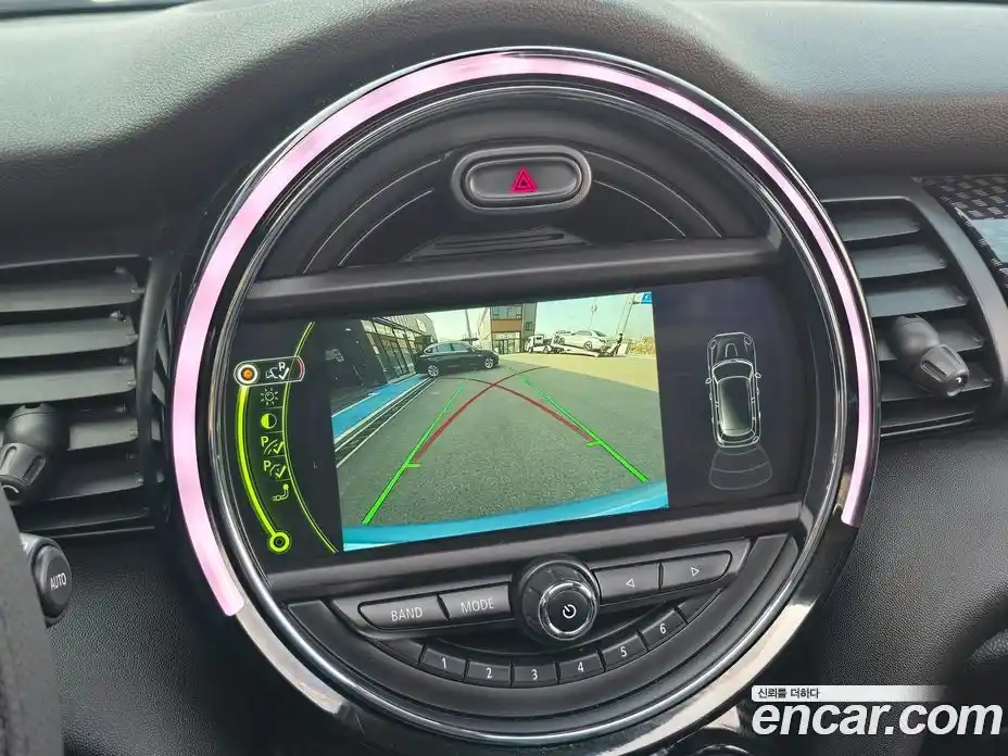 Mini Cooper 2016 2.0 гидро в Москве № 214429, фото 15