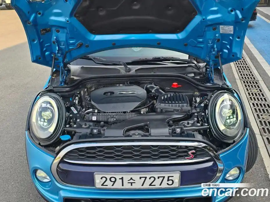 Mini Cooper 2016 2.0 гидро в Москве № 214429, фото 19