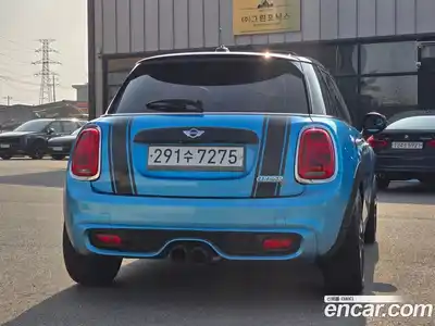 Mini Cooper 2016 2.0 гидро в Москве № 214429, миниатюра 2