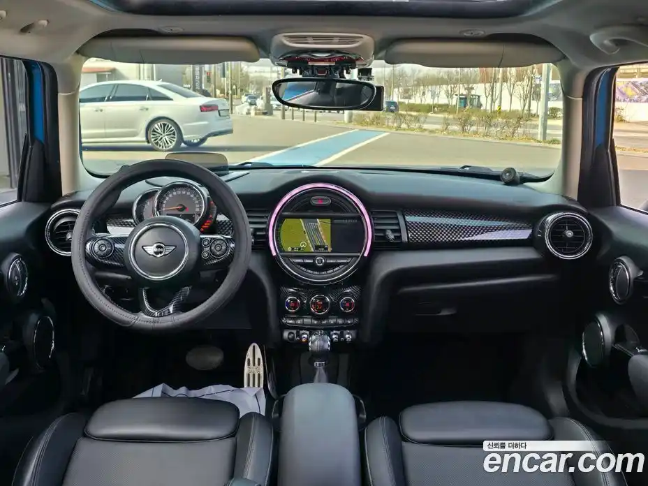 Mini Cooper 2016 2.0 гидро в Москве № 214429, фото 7