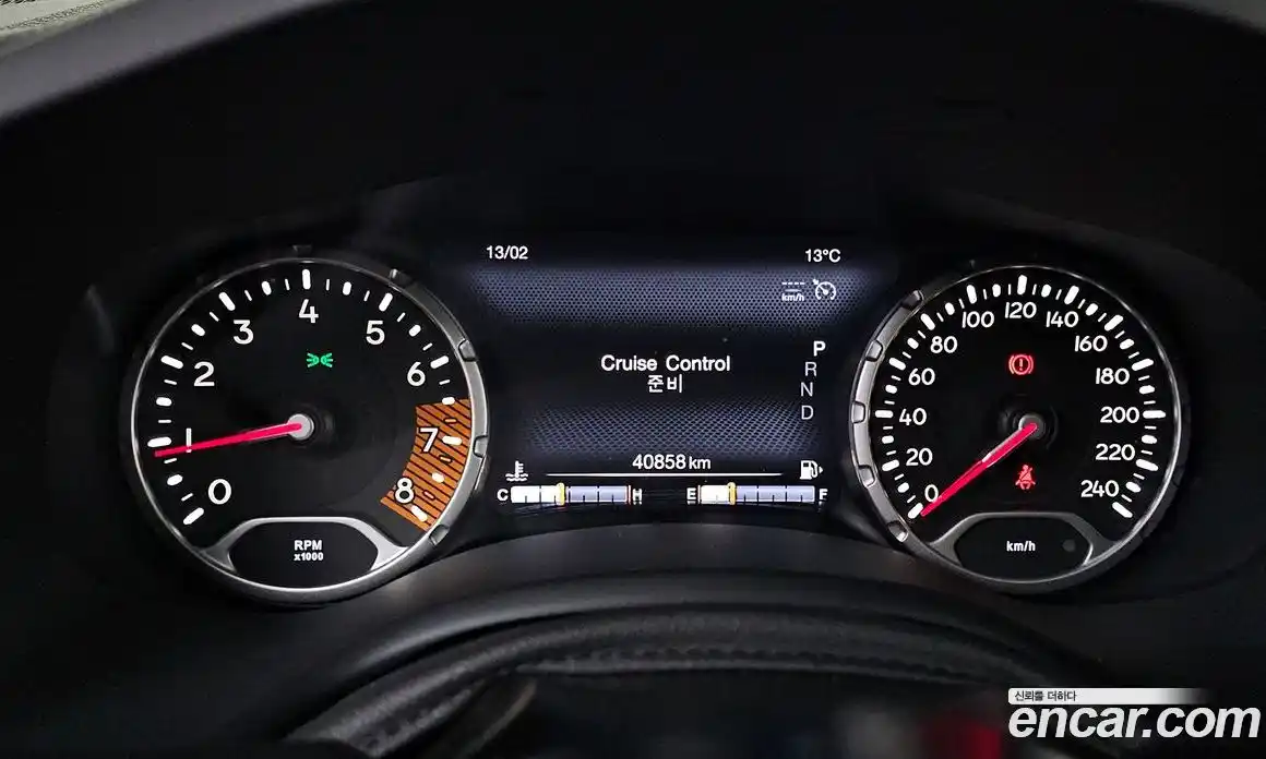 Jeep Renegade 2019 2.4 гидро в Москве № 215463, фото 8