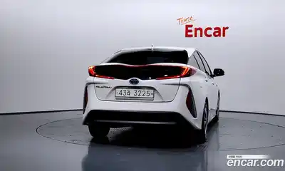 Toyota Prius 2017 1.8 гидро в Москве № 215521, миниатюра 4