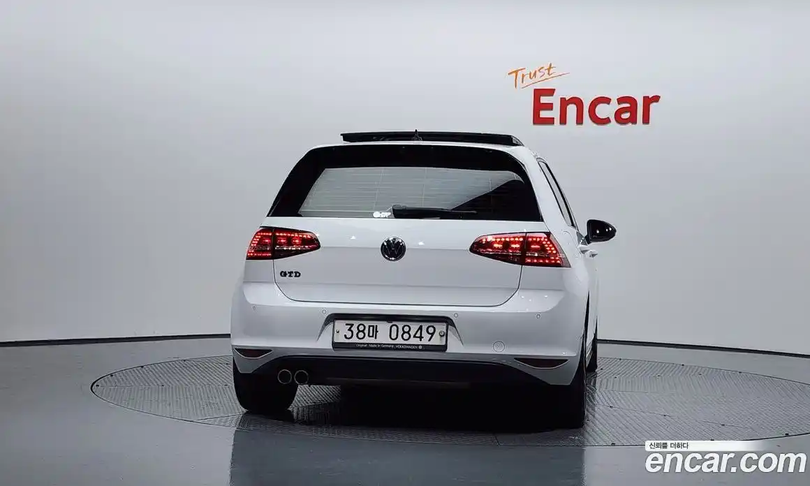 Volkswagen Golf 2015 2.0 гидро в Москве № 219872, фото 4