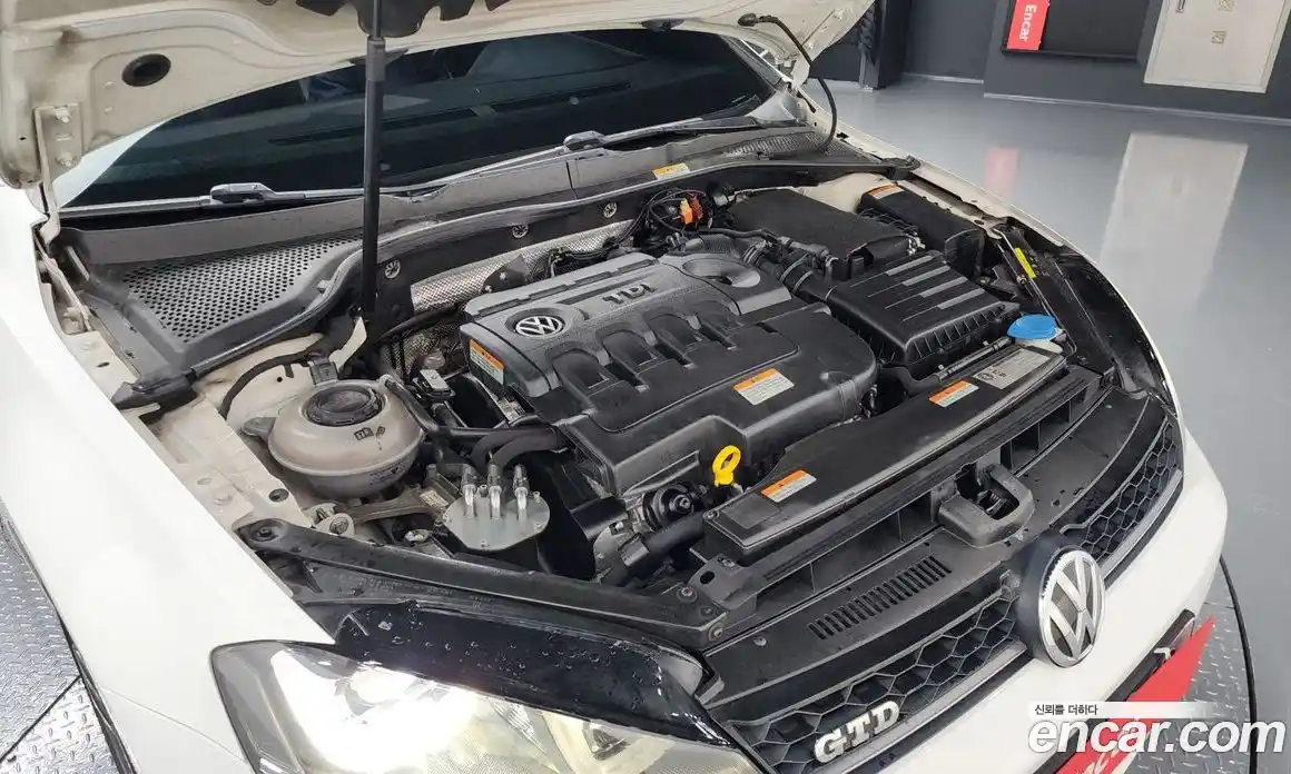 Volkswagen Golf 2015 2.0 гидро в Москве № 219872, фото 6