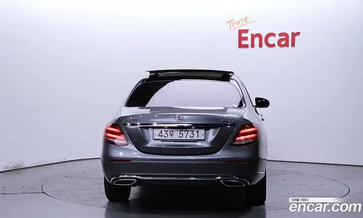Mercedes-Benz E-Class 2019 2.0 гидро, фото 4