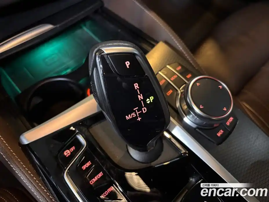 BMW 5-Series 2023 2.0 гидро в Москве, фото 9