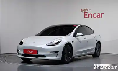 Tesla Model 3, 2022